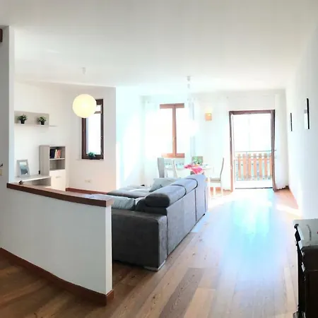 Apartment Lago Di Sole